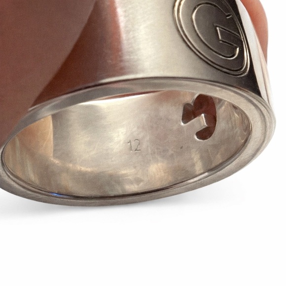 Gucci • Sterling Silver G Logo Wide Band Ring, AG925 Authentic, Unisex, Size 6 - Picture 6 of 9